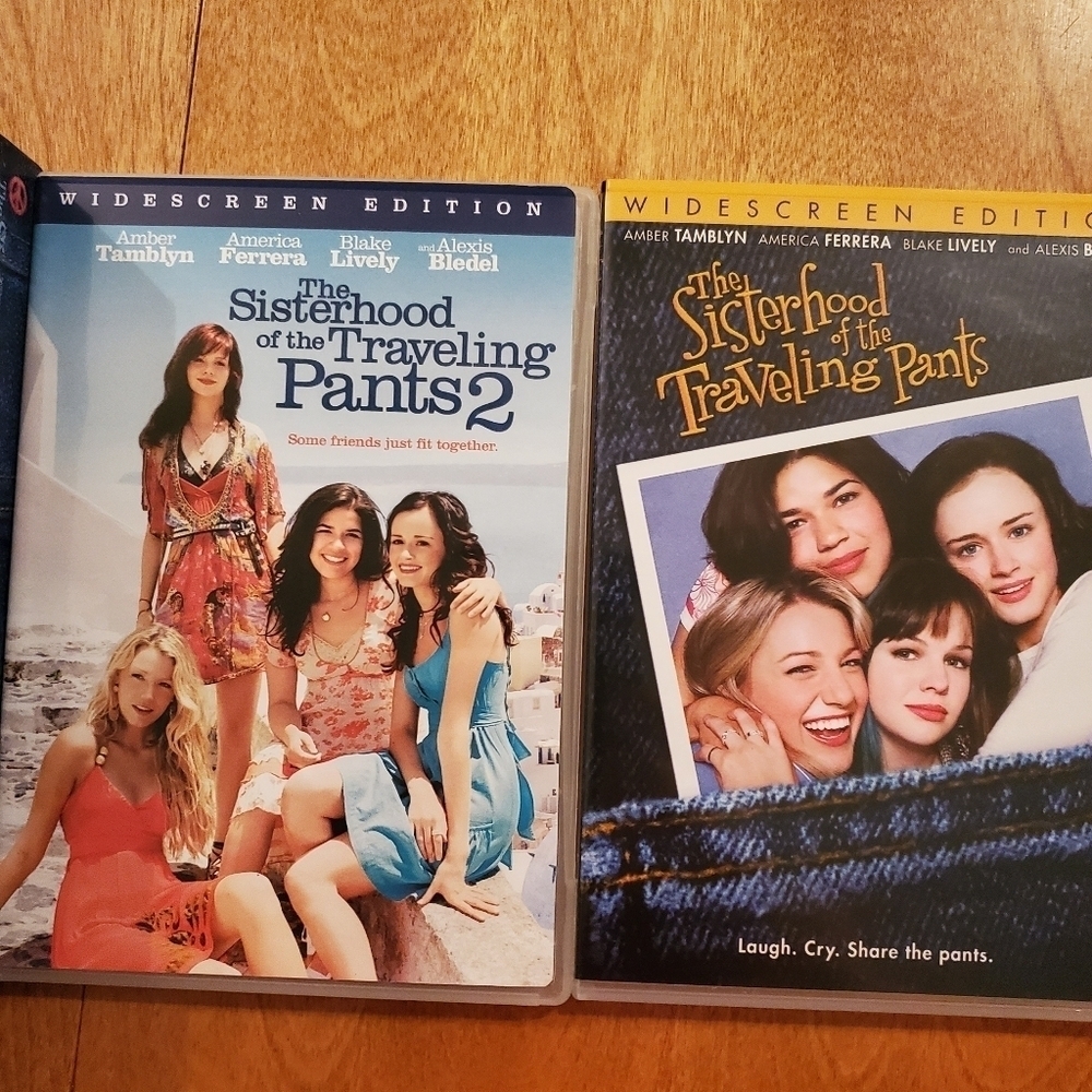 Sisterhood of the Traveling Pants 1 & 2 Limited Edition DVD With Book - Picture 5 of 7